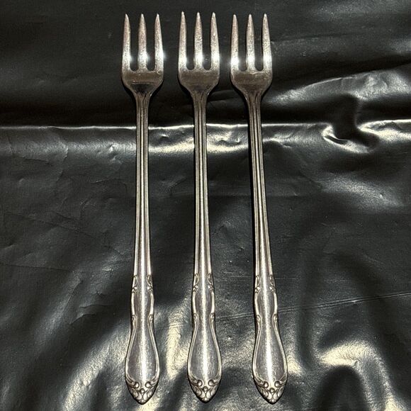 Simeon @ George H Rogers Co Other - Oneida Ltd Simon L. & George H. Rogers Company Stainless Steel Cocktail Forks